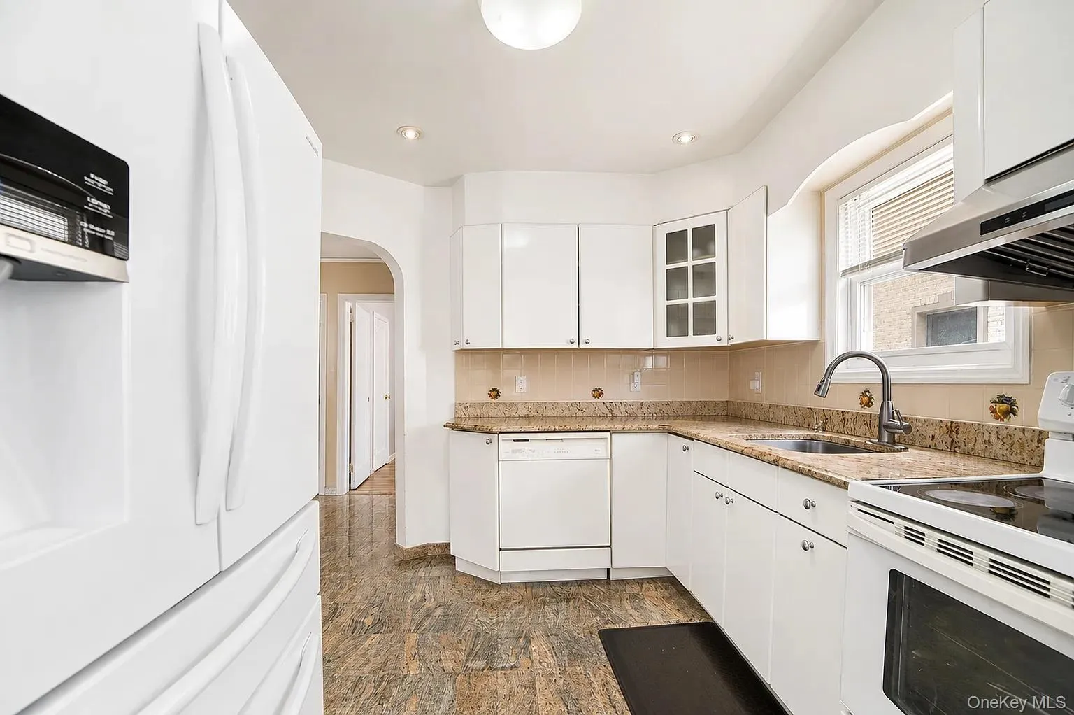1042 7th Street, North Hempstead, NY, 4 Bedroom Bedrooms, 12 Room Rooms,3 BathroomBathrooms,Residential Lease,For Rent,7th,0,1043504 1042 7th Street, North Hempstead, NY, 4 Bedroom Bedrooms, 12 Room Rooms,3 BathroomBathrooms,Residential Lease,For Rent,7th,0,1043504