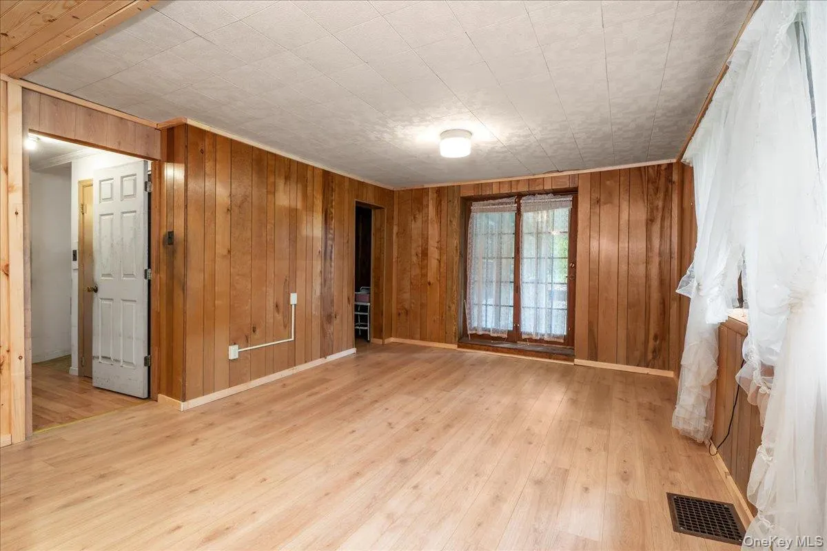 112 Onderdonk Road, Warwick (town), NY, 2 Bedrooms Bedrooms, 6 Rooms Rooms,1 BathroomBathrooms,Residential,For Rent,Onderdonk,0,1043508 112 Onderdonk Road, Warwick (town), NY, 2 Bedrooms Bedrooms, 6 Rooms Rooms,1 BathroomBathrooms,Residential,For Rent,Onderdonk,0,1043508