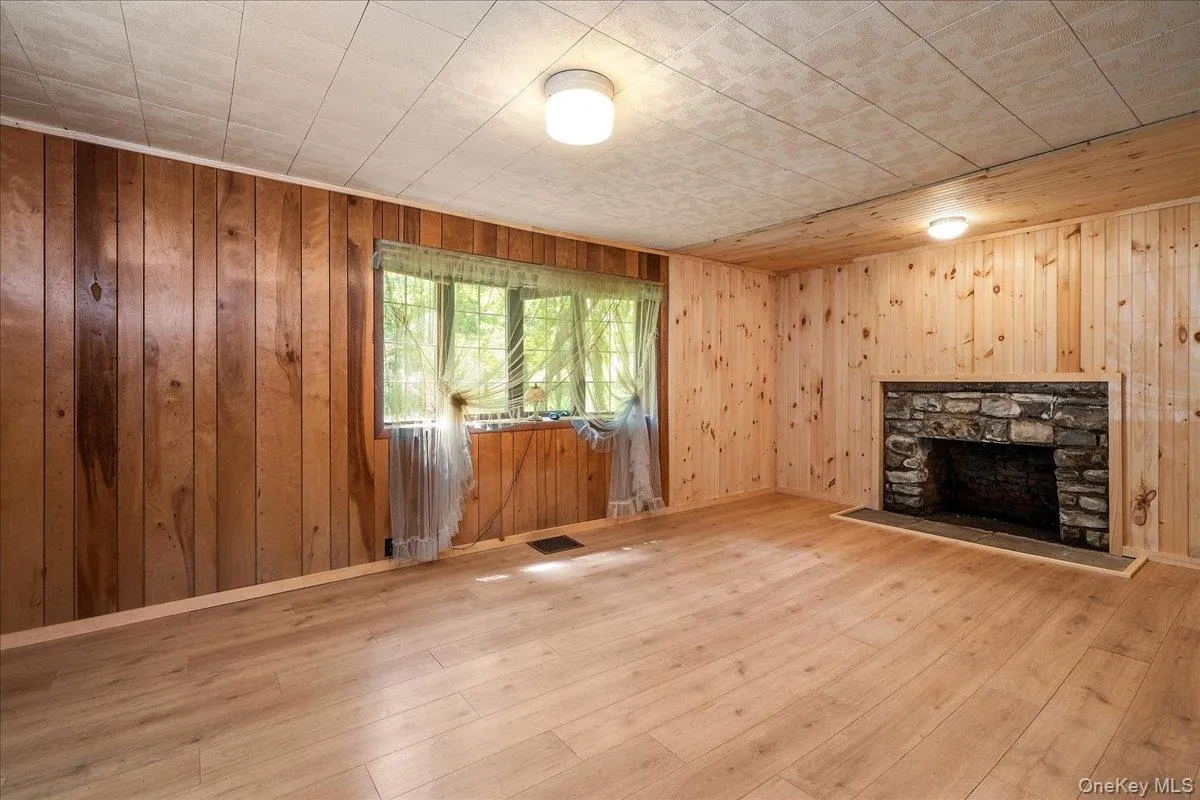 112 Onderdonk Road, Warwick (town), NY, 2 Bedrooms Bedrooms, 6 Rooms Rooms,1 BathroomBathrooms,Residential,For Rent,Onderdonk,0,1043508 112 Onderdonk Road, Warwick (town), NY, 2 Bedrooms Bedrooms, 6 Rooms Rooms,1 BathroomBathrooms,Residential,For Rent,Onderdonk,0,1043508