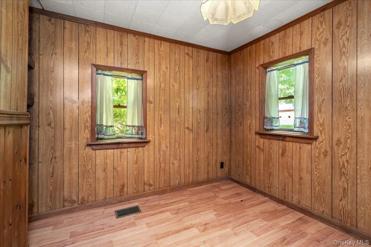 112 Onderdonk Road, Warwick (town), NY, 2 Bedrooms Bedrooms, 6 Rooms Rooms,1 BathroomBathrooms,Residential,For Rent,Onderdonk,0,1043508 112 Onderdonk Road, Warwick (town), NY, 2 Bedrooms Bedrooms, 6 Rooms Rooms,1 BathroomBathrooms,Residential,For Rent,Onderdonk,0,1043508