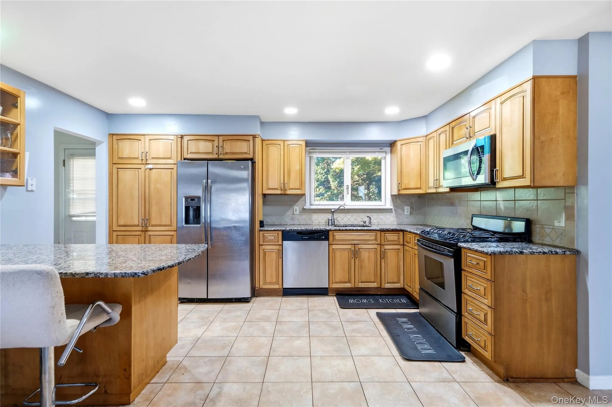 21 Milleridge Drive, Babylon, NY, 4 Bedrooms Bedrooms, 9 Rooms Rooms,2 BathroomsBathrooms,Residential,For Rent,Milleridge,0,1043511 21 Milleridge Drive, Babylon, NY, 4 Bedrooms Bedrooms, 9 Rooms Rooms,2 BathroomsBathrooms,Residential,For Rent,Milleridge,0,1043511