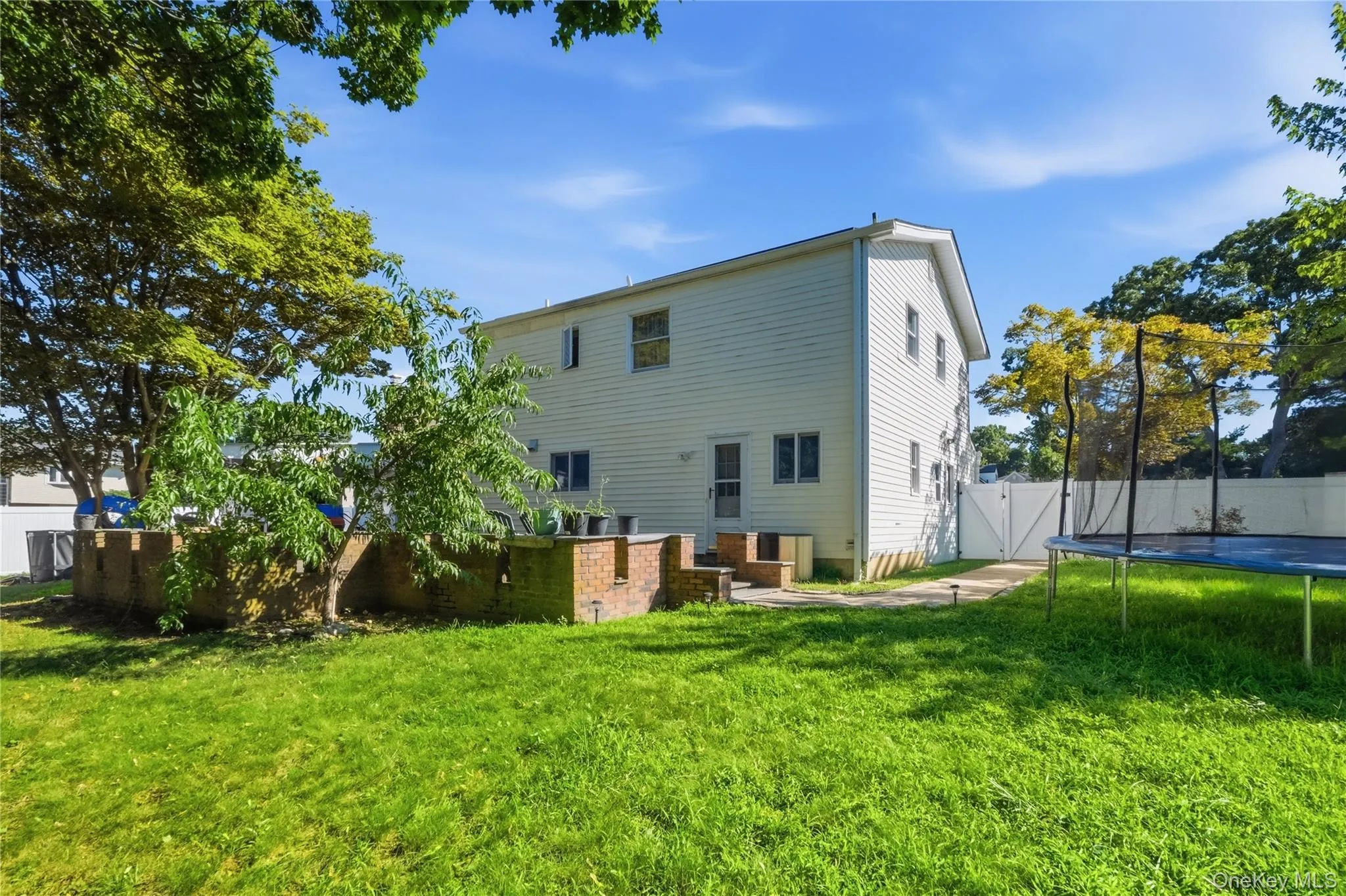 21 Milleridge Drive, Babylon, NY, 4 Bedrooms Bedrooms, 9 Rooms Rooms,2 BathroomsBathrooms,Residential,For Rent,Milleridge,0,1043511 21 Milleridge Drive, Babylon, NY, 4 Bedrooms Bedrooms, 9 Rooms Rooms,2 BathroomsBathrooms,Residential,For Rent,Milleridge,0,1043511