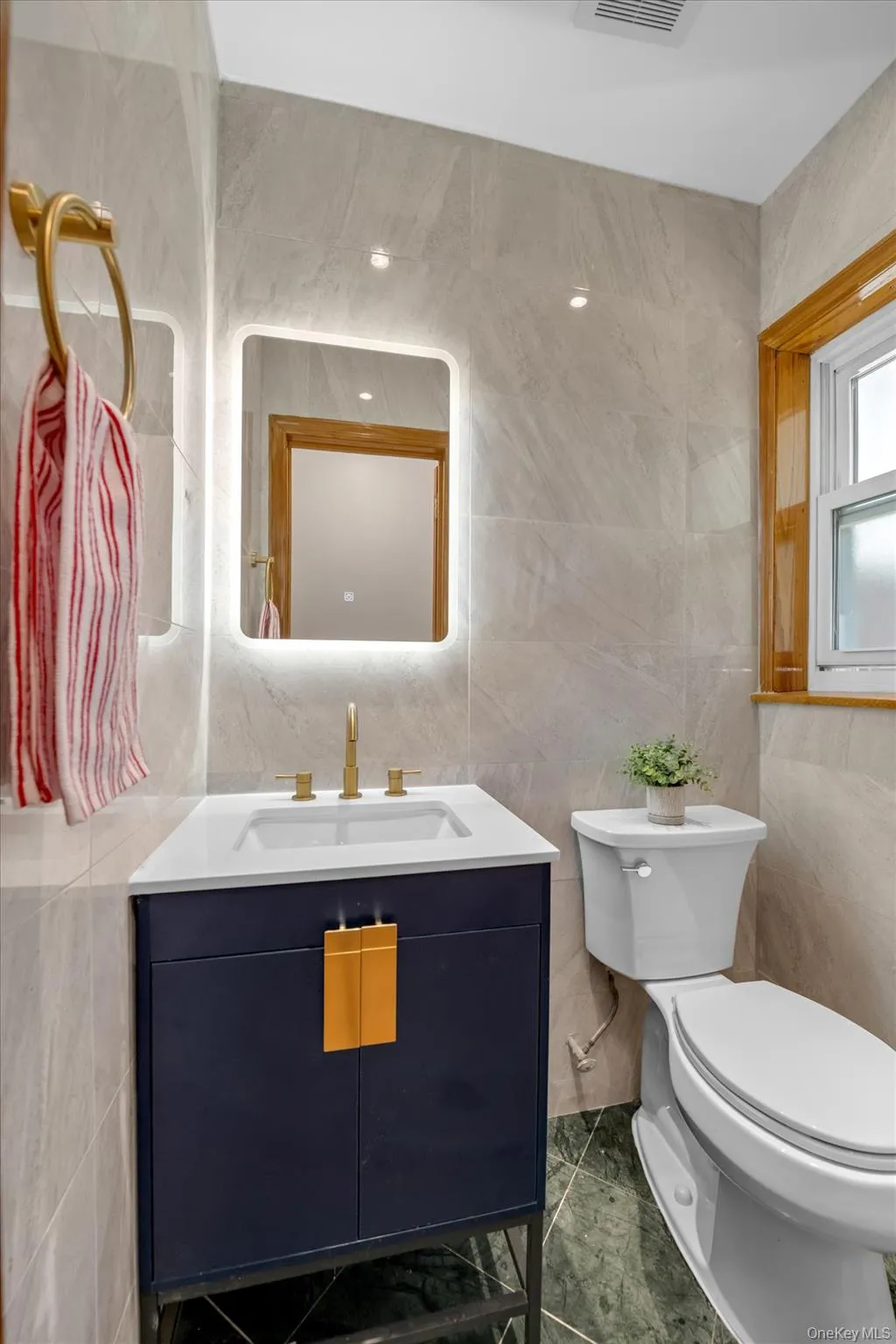 15043 21st Avenue, New York, NY, 3 Bedrooms Bedrooms, 6 Rooms Rooms,2 BathroomsBathrooms,Residential,For Rent,21st,0,1043519 15043 21st Avenue, New York, NY, 3 Bedrooms Bedrooms, 6 Rooms Rooms,2 BathroomsBathrooms,Residential,For Rent,21st,0,1043519