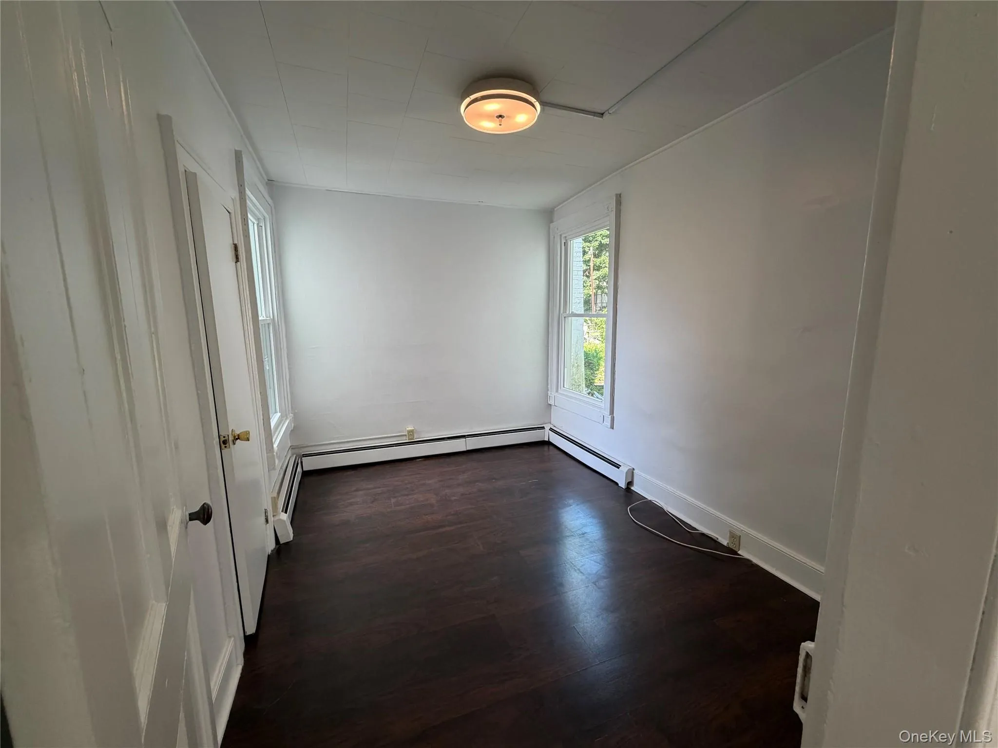 29 Delano Street, Poughkeepsie, NY, 3 Bedroom Bedrooms, 6 Room Rooms,1 BathroomBathrooms,Residential Lease,For Rent,Delano,0,1043524 29 Delano Street, Poughkeepsie, NY, 3 Bedroom Bedrooms, 6 Room Rooms,1 BathroomBathrooms,Residential Lease,For Rent,Delano,0,1043524