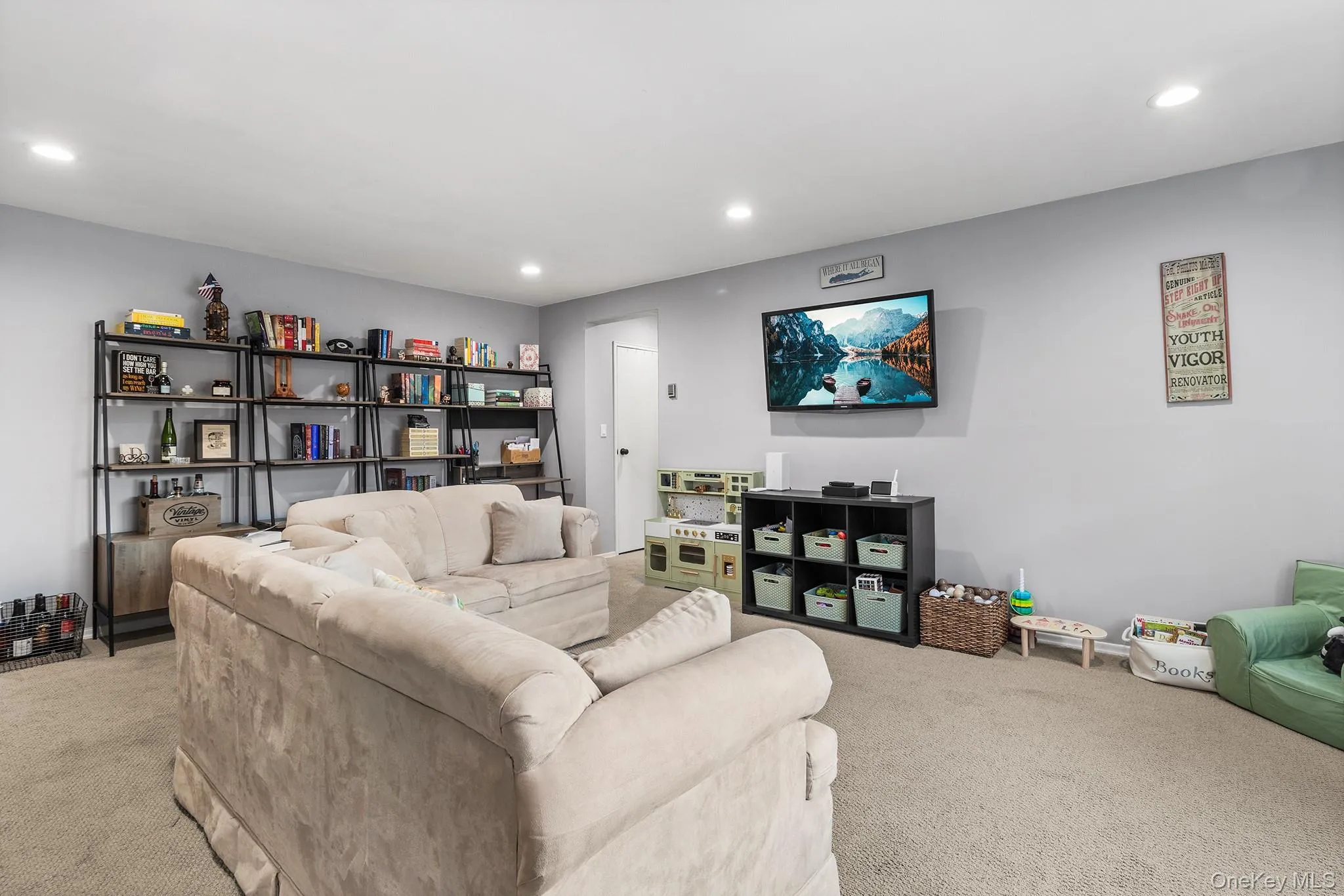 250 Village Avenue, Hempstead, NY, 1 Bedroom Bedrooms, 2 Rooms Rooms,1 BathroomBathrooms,Residential,For Rent,Village,0,1043529 250 Village Avenue, Hempstead, NY, 1 Bedroom Bedrooms, 2 Rooms Rooms,1 BathroomBathrooms,Residential,For Rent,Village,0,1043529