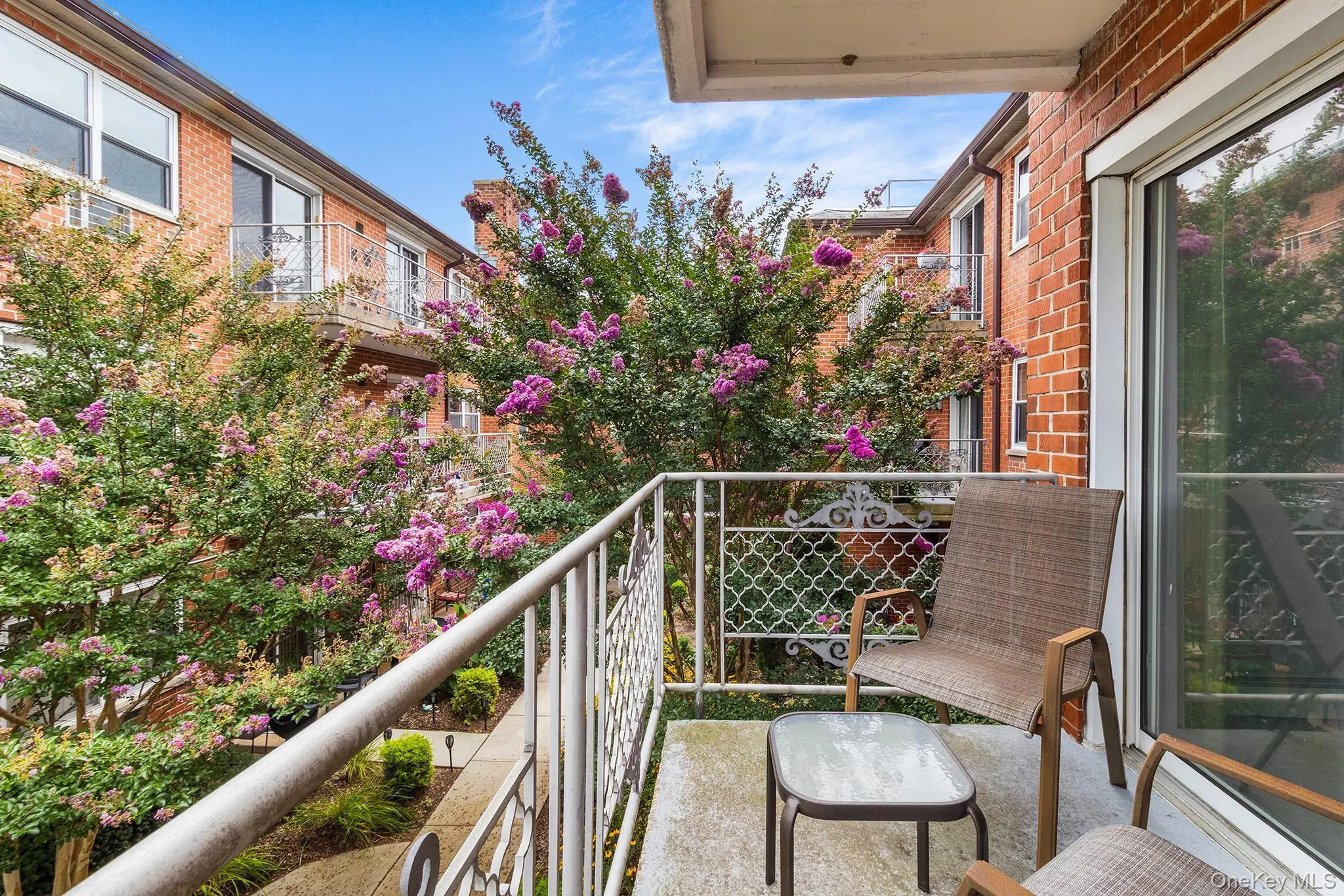 250 Village Avenue, Hempstead, NY, 1 Bedroom Bedrooms, 2 Rooms Rooms,1 BathroomBathrooms,Residential,For Rent,Village,0,1043529 250 Village Avenue, Hempstead, NY, 1 Bedroom Bedrooms, 2 Rooms Rooms,1 BathroomBathrooms,Residential,For Rent,Village,0,1043529