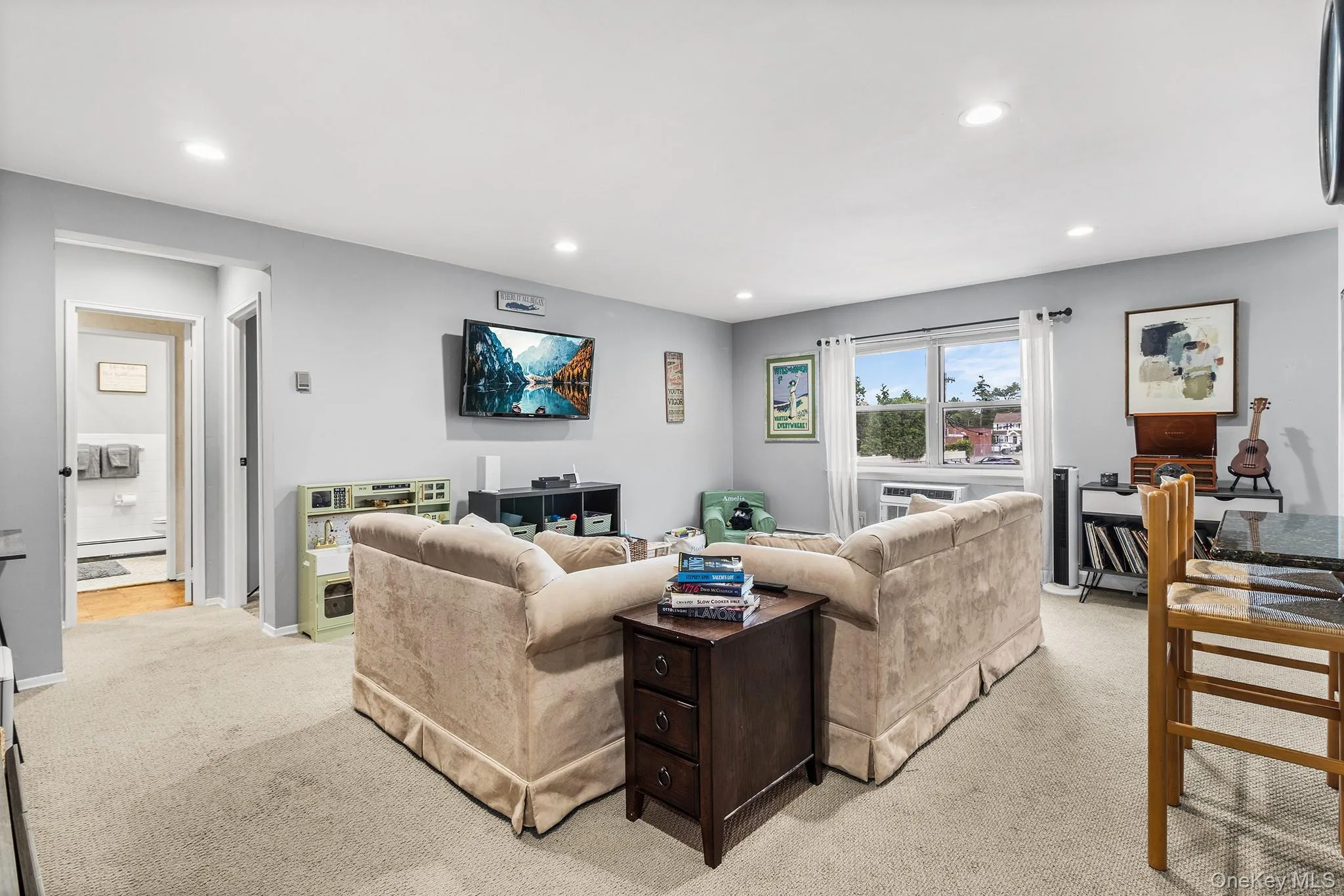 250 Village Avenue, Hempstead, NY, 1 Bedroom Bedrooms, 2 Rooms Rooms,1 BathroomBathrooms,Residential,For Rent,Village,0,1043529 250 Village Avenue, Hempstead, NY, 1 Bedroom Bedrooms, 2 Rooms Rooms,1 BathroomBathrooms,Residential,For Rent,Village,0,1043529