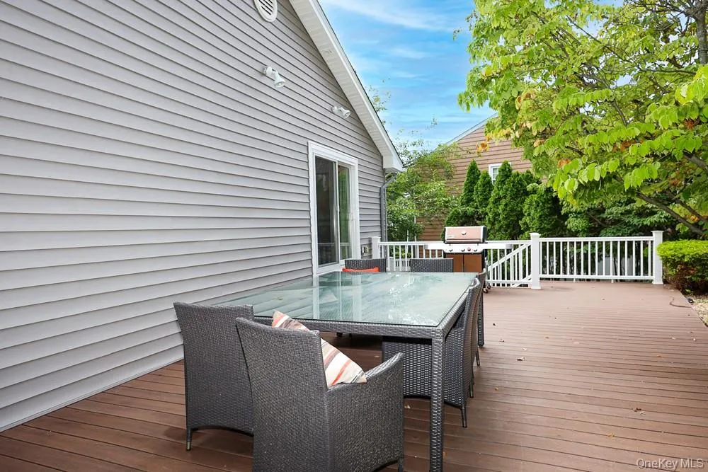 29 Puritan Lane, Oyster Bay, NY, 4 Bedrooms Bedrooms, 7 Rooms Rooms,2 BathroomsBathrooms,Residential,For Rent,Puritan,0,1043535 29 Puritan Lane, Oyster Bay, NY, 4 Bedrooms Bedrooms, 7 Rooms Rooms,2 BathroomsBathrooms,Residential,For Rent,Puritan,0,1043535