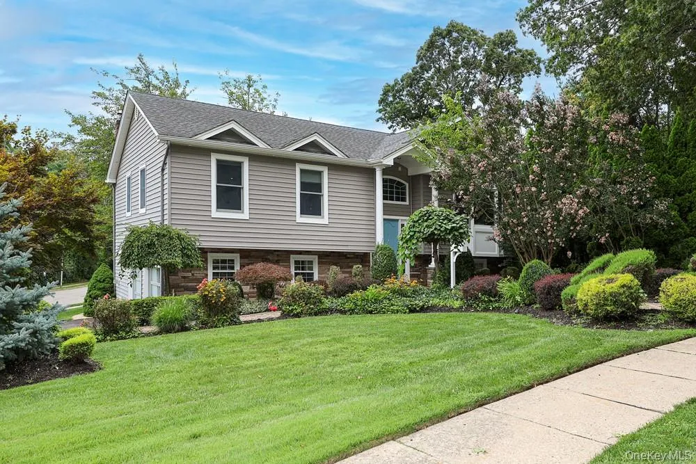29 Puritan Lane, Oyster Bay, NY, 4 Bedrooms Bedrooms, 7 Rooms Rooms,2 BathroomsBathrooms,Residential,For Rent,Puritan,0,1043535 29 Puritan Lane, Oyster Bay, NY, 4 Bedrooms Bedrooms, 7 Rooms Rooms,2 BathroomsBathrooms,Residential,For Rent,Puritan,0,1043535