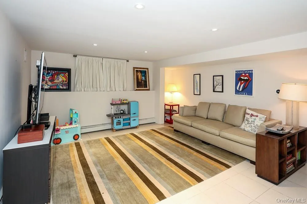 29 Puritan Lane, Oyster Bay, NY, 4 Bedrooms Bedrooms, 7 Rooms Rooms,2 BathroomsBathrooms,Residential,For Rent,Puritan,0,1043535 29 Puritan Lane, Oyster Bay, NY, 4 Bedrooms Bedrooms, 7 Rooms Rooms,2 BathroomsBathrooms,Residential,For Rent,Puritan,0,1043535