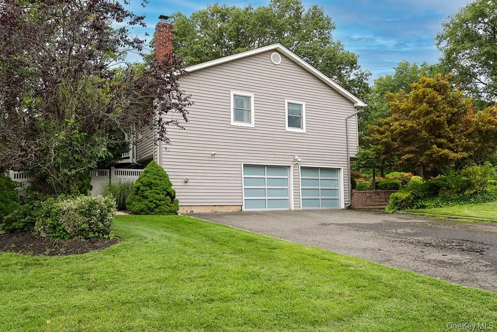 29 Puritan Lane, Oyster Bay, NY, 4 Bedrooms Bedrooms, 7 Rooms Rooms,2 BathroomsBathrooms,Residential,For Rent,Puritan,0,1043535 29 Puritan Lane, Oyster Bay, NY, 4 Bedrooms Bedrooms, 7 Rooms Rooms,2 BathroomsBathrooms,Residential,For Rent,Puritan,0,1043535