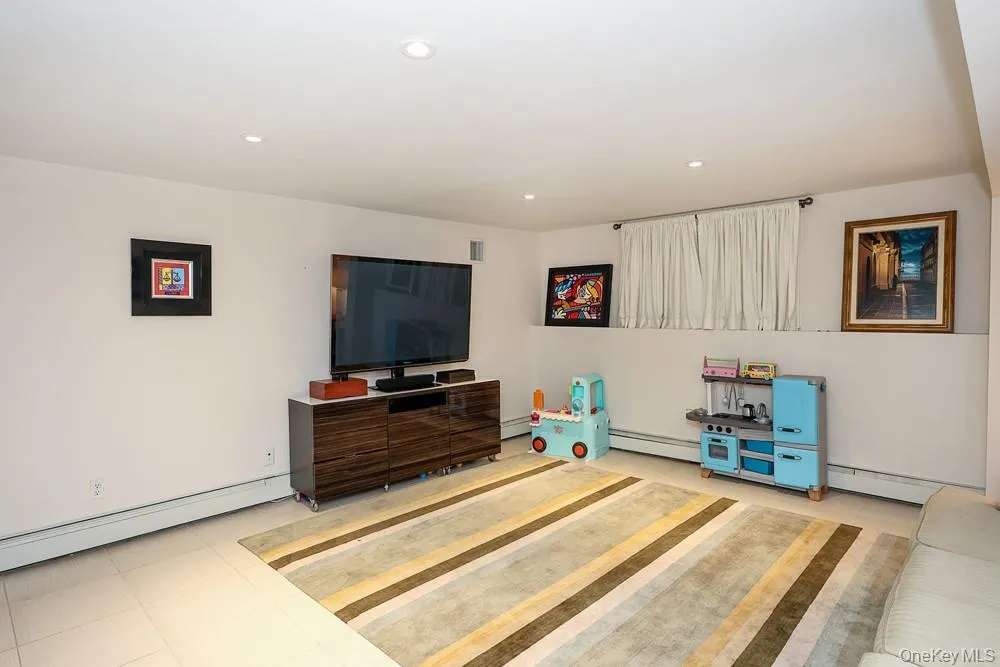 29 Puritan Lane, Oyster Bay, NY, 4 Bedrooms Bedrooms, 7 Rooms Rooms,2 BathroomsBathrooms,Residential,For Rent,Puritan,0,1043535 29 Puritan Lane, Oyster Bay, NY, 4 Bedrooms Bedrooms, 7 Rooms Rooms,2 BathroomsBathrooms,Residential,For Rent,Puritan,0,1043535