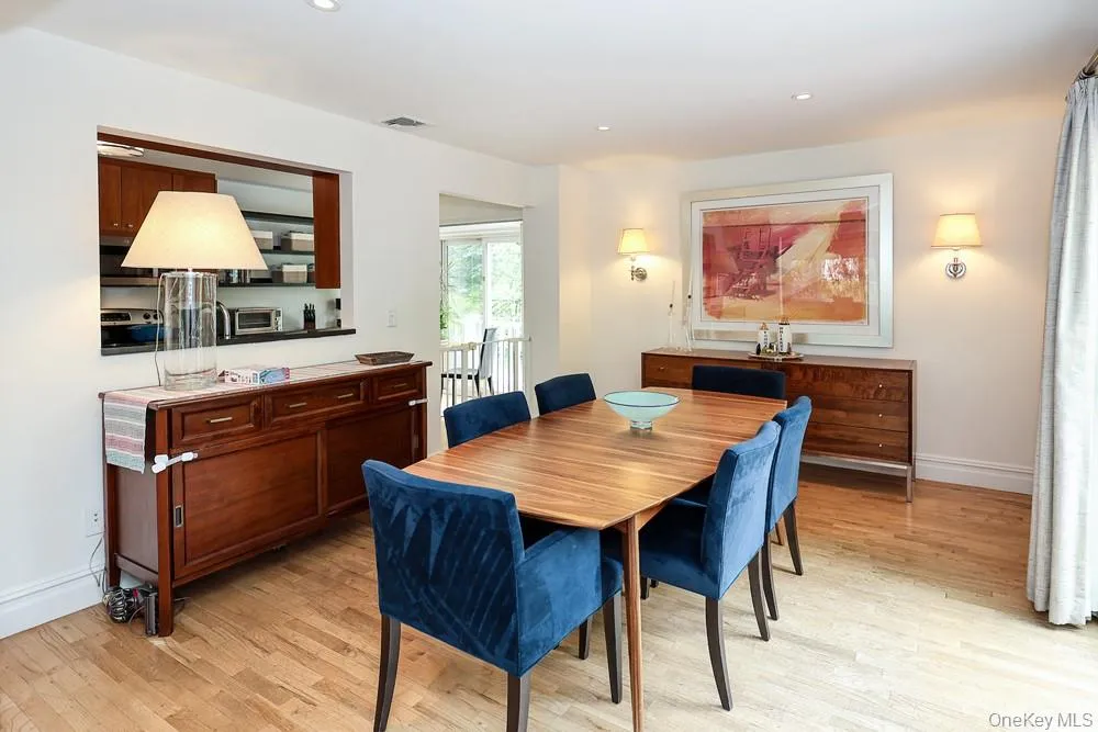 29 Puritan Lane, Oyster Bay, NY, 4 Bedrooms Bedrooms, 7 Rooms Rooms,2 BathroomsBathrooms,Residential,For Rent,Puritan,0,1043535 29 Puritan Lane, Oyster Bay, NY, 4 Bedrooms Bedrooms, 7 Rooms Rooms,2 BathroomsBathrooms,Residential,For Rent,Puritan,0,1043535
