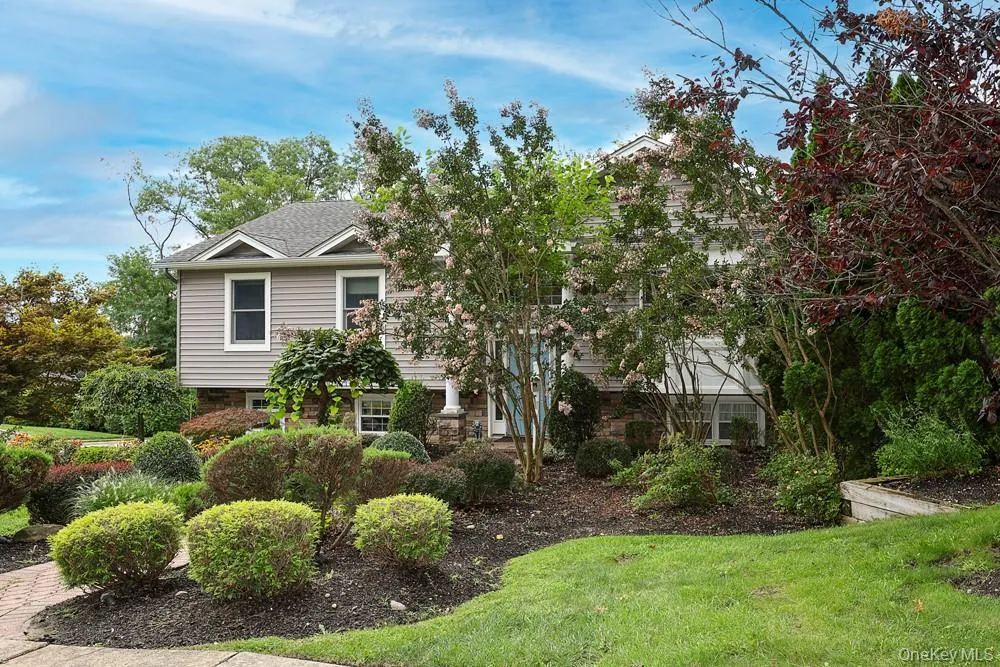 29 Puritan Lane, Oyster Bay, NY, 4 Bedrooms Bedrooms, 7 Rooms Rooms,2 BathroomsBathrooms,Residential,For Rent,Puritan,0,1043535 29 Puritan Lane, Oyster Bay, NY, 4 Bedrooms Bedrooms, 7 Rooms Rooms,2 BathroomsBathrooms,Residential,For Rent,Puritan,0,1043535