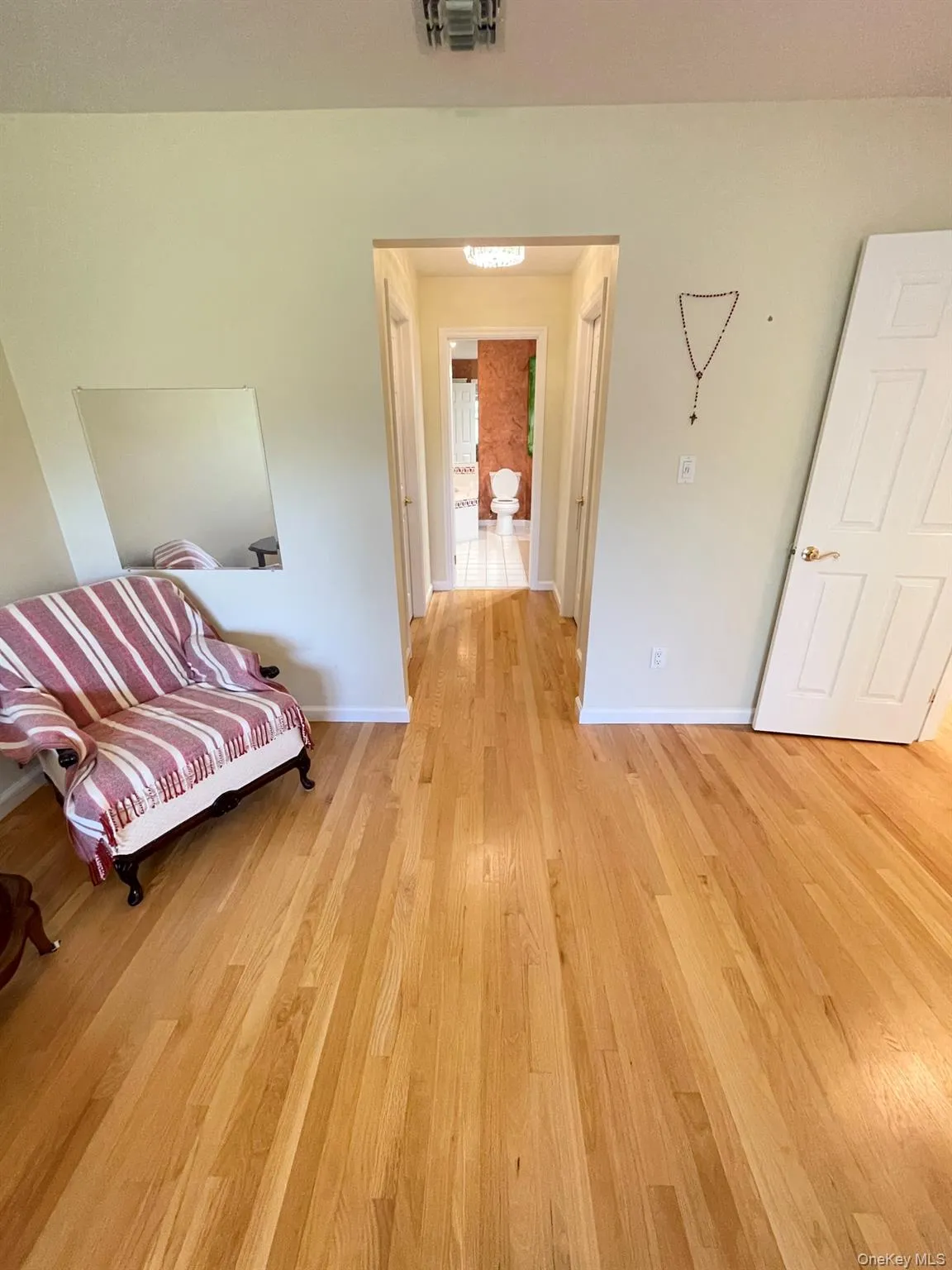 90 Manitou Trail, Smithtown, NY, 3 Bedrooms Bedrooms, 7 Rooms Rooms,2 BathroomsBathrooms,Residential Lease,For Rent,Manitou,0,1043540 90 Manitou Trail, Smithtown, NY, 3 Bedrooms Bedrooms, 7 Rooms Rooms,2 BathroomsBathrooms,Residential Lease,For Rent,Manitou,0,1043540