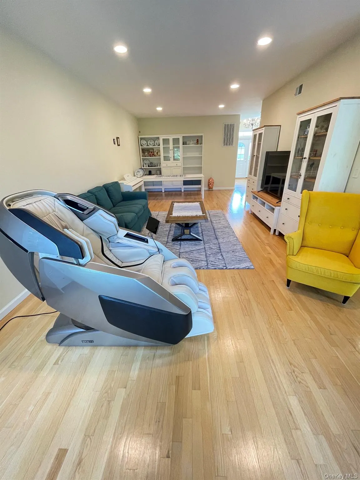 90 Manitou Trail, Smithtown, NY, 3 Bedrooms Bedrooms, 7 Rooms Rooms,2 BathroomsBathrooms,Residential Lease,For Rent,Manitou,0,1043540 90 Manitou Trail, Smithtown, NY, 3 Bedrooms Bedrooms, 7 Rooms Rooms,2 BathroomsBathrooms,Residential Lease,For Rent,Manitou,0,1043540