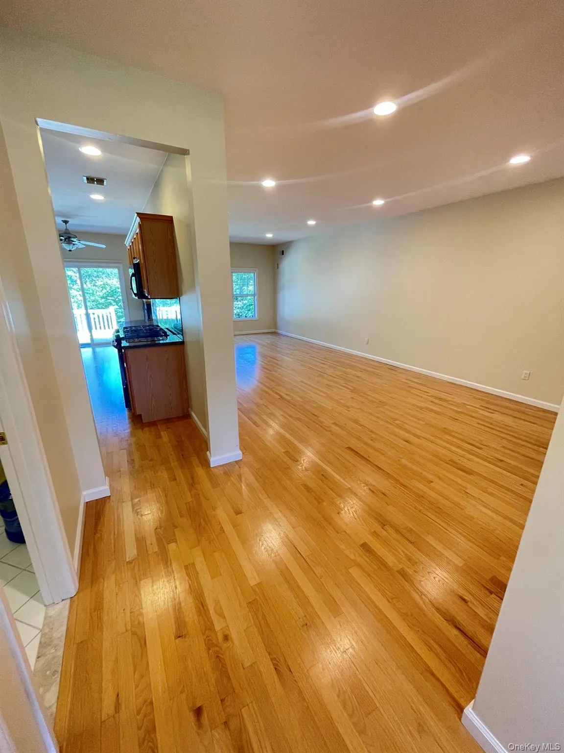 90 Manitou Trail, Smithtown, NY, 3 Bedrooms Bedrooms, 7 Rooms Rooms,2 BathroomsBathrooms,Residential Lease,For Rent,Manitou,0,1043540 90 Manitou Trail, Smithtown, NY, 3 Bedrooms Bedrooms, 7 Rooms Rooms,2 BathroomsBathrooms,Residential Lease,For Rent,Manitou,0,1043540
