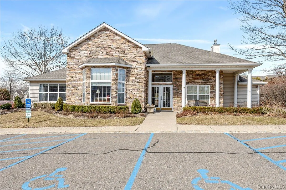 90 Manitou Trail, Smithtown, NY, 3 Bedrooms Bedrooms, 7 Rooms Rooms,2 BathroomsBathrooms,Residential Lease,For Rent,Manitou,0,1043540 90 Manitou Trail, Smithtown, NY, 3 Bedrooms Bedrooms, 7 Rooms Rooms,2 BathroomsBathrooms,Residential Lease,For Rent,Manitou,0,1043540