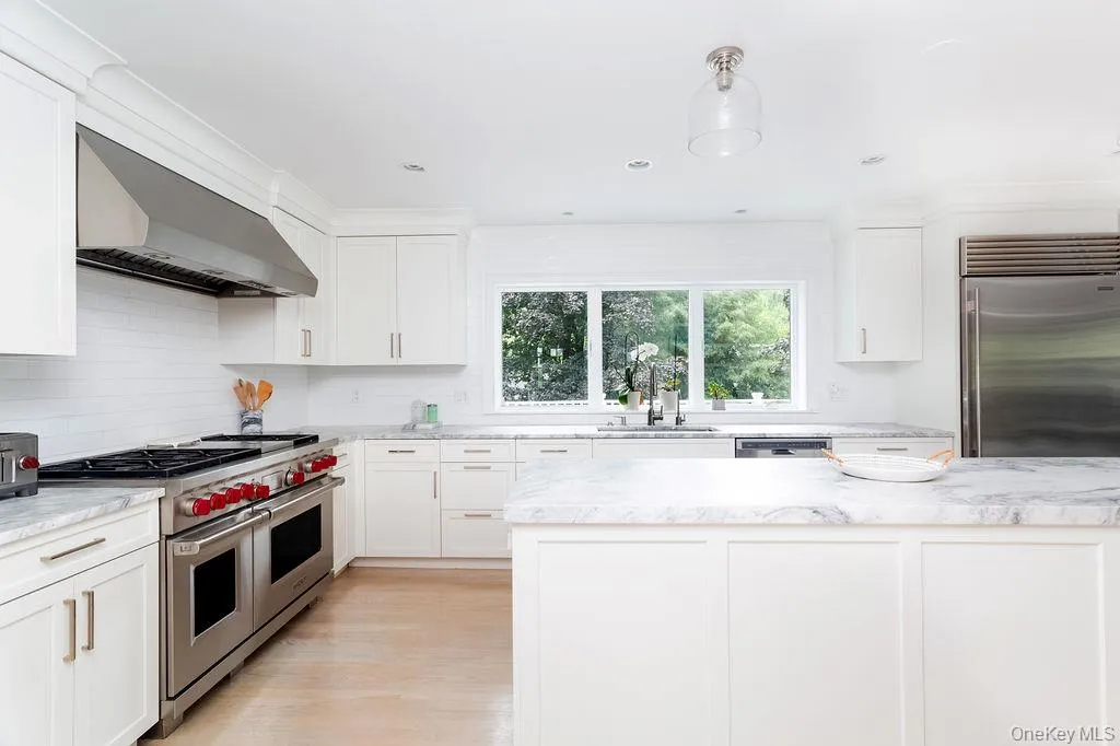 18 Shady Brook Lane, Greenwich, CT, 5 Bedrooms Bedrooms, 9 Rooms Rooms,5 BathroomsBathrooms,Residential,For Rent,Shady Brook,0,1043541 18 Shady Brook Lane, Greenwich, CT, 5 Bedrooms Bedrooms, 9 Rooms Rooms,5 BathroomsBathrooms,Residential,For Rent,Shady Brook,0,1043541