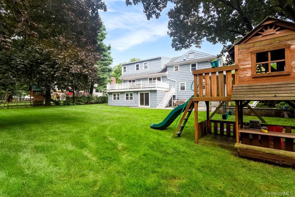 18 Shady Brook Lane, Greenwich, CT, 5 Bedrooms Bedrooms, 9 Rooms Rooms,5 BathroomsBathrooms,Residential,For Rent,Shady Brook,0,1043541 18 Shady Brook Lane, Greenwich, CT, 5 Bedrooms Bedrooms, 9 Rooms Rooms,5 BathroomsBathrooms,Residential,For Rent,Shady Brook,0,1043541