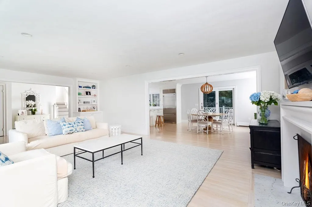 18 Shady Brook Lane, Greenwich, CT, 5 Bedrooms Bedrooms, 9 Rooms Rooms,5 BathroomsBathrooms,Residential,For Rent,Shady Brook,0,1043541 18 Shady Brook Lane, Greenwich, CT, 5 Bedrooms Bedrooms, 9 Rooms Rooms,5 BathroomsBathrooms,Residential,For Rent,Shady Brook,0,1043541