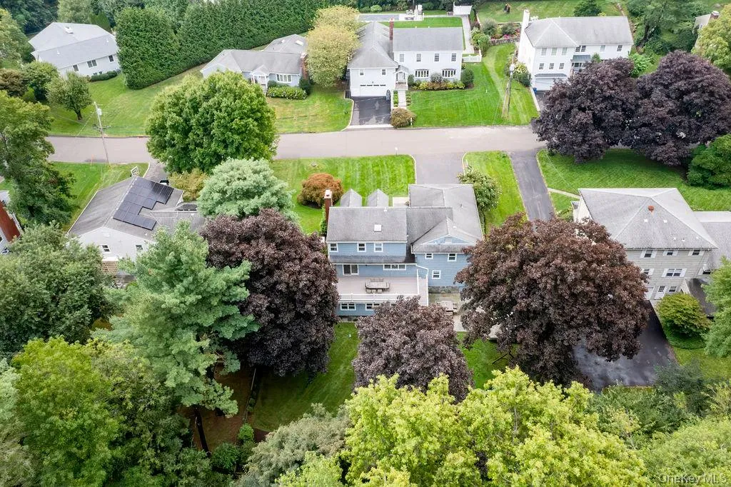 18 Shady Brook Lane, Greenwich, CT, 5 Bedrooms Bedrooms, 9 Rooms Rooms,5 BathroomsBathrooms,Residential,For Rent,Shady Brook,0,1043541 18 Shady Brook Lane, Greenwich, CT, 5 Bedrooms Bedrooms, 9 Rooms Rooms,5 BathroomsBathrooms,Residential,For Rent,Shady Brook,0,1043541