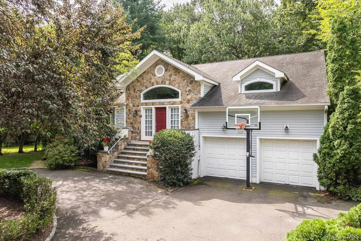 1 Deepwoods Lane, Greenwich, CT, 5 Bedrooms Bedrooms, 11 Rooms Rooms,4 BathroomsBathrooms,Residential,For Rent,Deepwoods,0,1043544 1 Deepwoods Lane, Greenwich, CT, 5 Bedrooms Bedrooms, 11 Rooms Rooms,4 BathroomsBathrooms,Residential,For Rent,Deepwoods,0,1043544