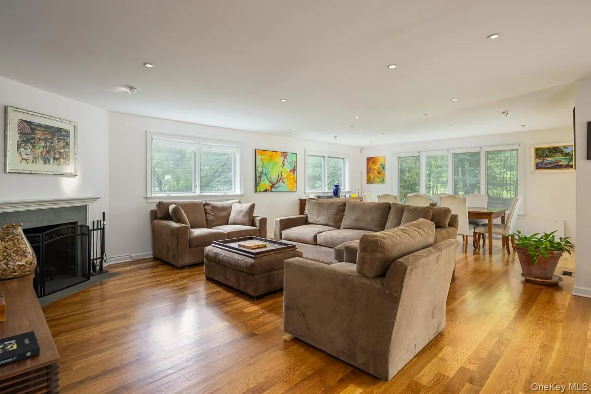 1 Deepwoods Lane, Greenwich, CT, 5 Bedrooms Bedrooms, 11 Rooms Rooms,4 BathroomsBathrooms,Residential,For Rent,Deepwoods,0,1043544 1 Deepwoods Lane, Greenwich, CT, 5 Bedrooms Bedrooms, 11 Rooms Rooms,4 BathroomsBathrooms,Residential,For Rent,Deepwoods,0,1043544