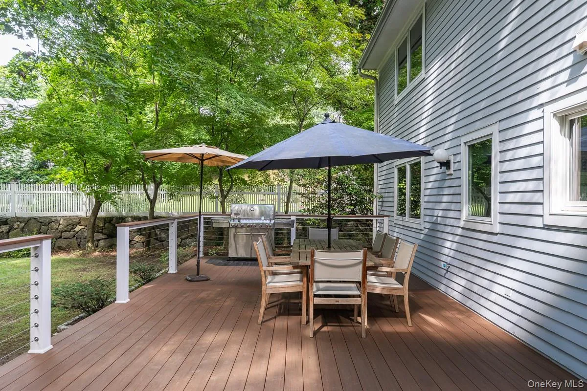1 Deepwoods Lane, Greenwich, CT, 5 Bedrooms Bedrooms, 11 Rooms Rooms,4 BathroomsBathrooms,Residential,For Rent,Deepwoods,0,1043544 1 Deepwoods Lane, Greenwich, CT, 5 Bedrooms Bedrooms, 11 Rooms Rooms,4 BathroomsBathrooms,Residential,For Rent,Deepwoods,0,1043544