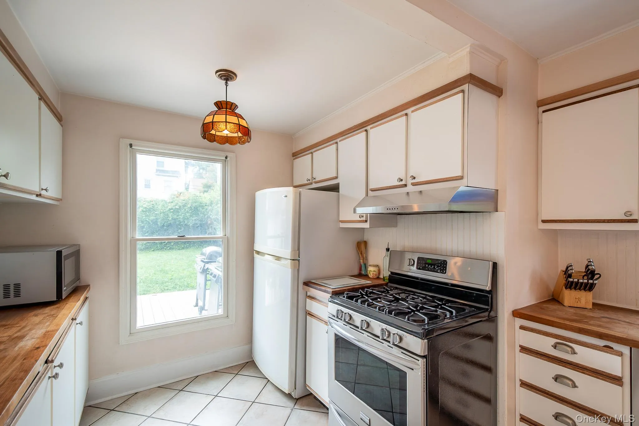 12 Perry Avenue, Rye Town, NY, 3 Bedrooms Bedrooms, 6 Rooms Rooms,1 BathroomBathrooms,Residential,For Rent,Perry,0,1043559 12 Perry Avenue, Rye Town, NY, 3 Bedrooms Bedrooms, 6 Rooms Rooms,1 BathroomBathrooms,Residential,For Rent,Perry,0,1043559