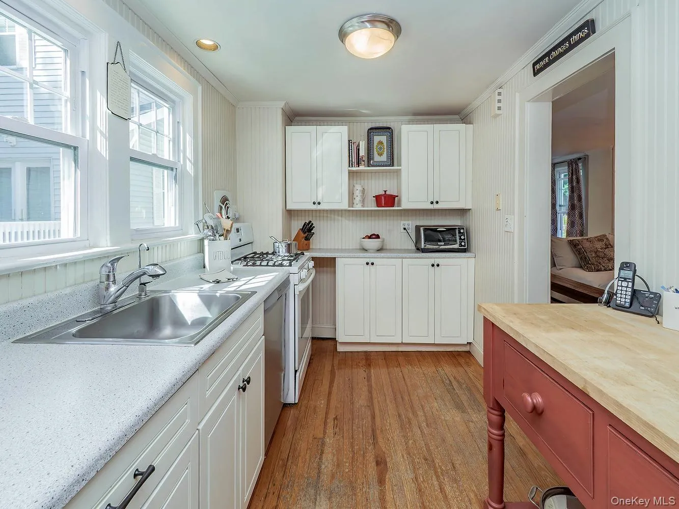 57 Irma Avenue, North Hempstead, NY, 2 Bedrooms Bedrooms, 6 Rooms Rooms,1 BathroomBathrooms,Residential,For Rent,Irma,0,1043563 57 Irma Avenue, North Hempstead, NY, 2 Bedrooms Bedrooms, 6 Rooms Rooms,1 BathroomBathrooms,Residential,For Rent,Irma,0,1043563