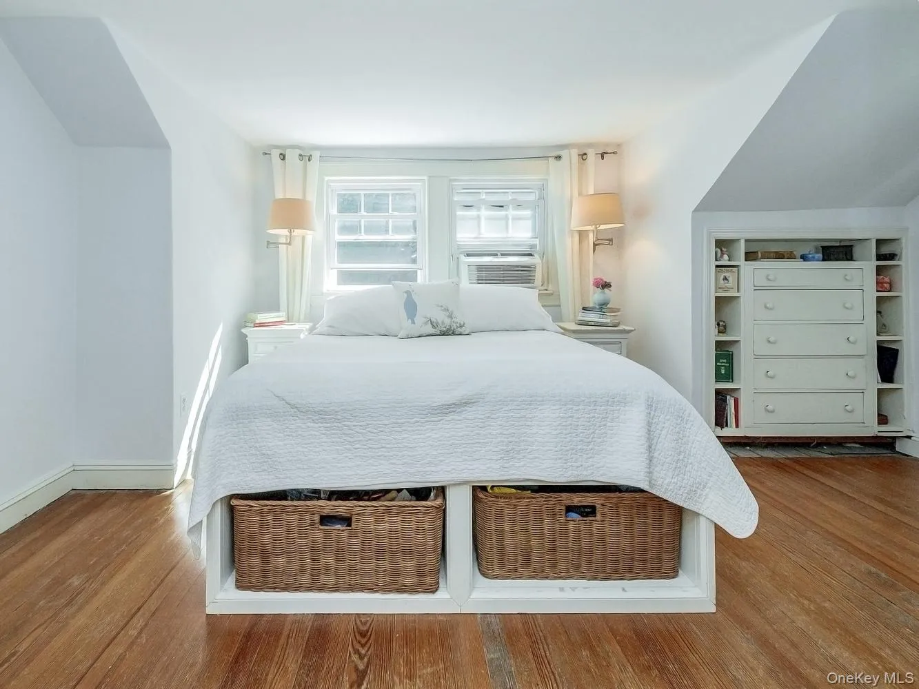 57 Irma Avenue, North Hempstead, NY, 2 Bedrooms Bedrooms, 6 Rooms Rooms,1 BathroomBathrooms,Residential,For Rent,Irma,0,1043563 57 Irma Avenue, North Hempstead, NY, 2 Bedrooms Bedrooms, 6 Rooms Rooms,1 BathroomBathrooms,Residential,For Rent,Irma,0,1043563