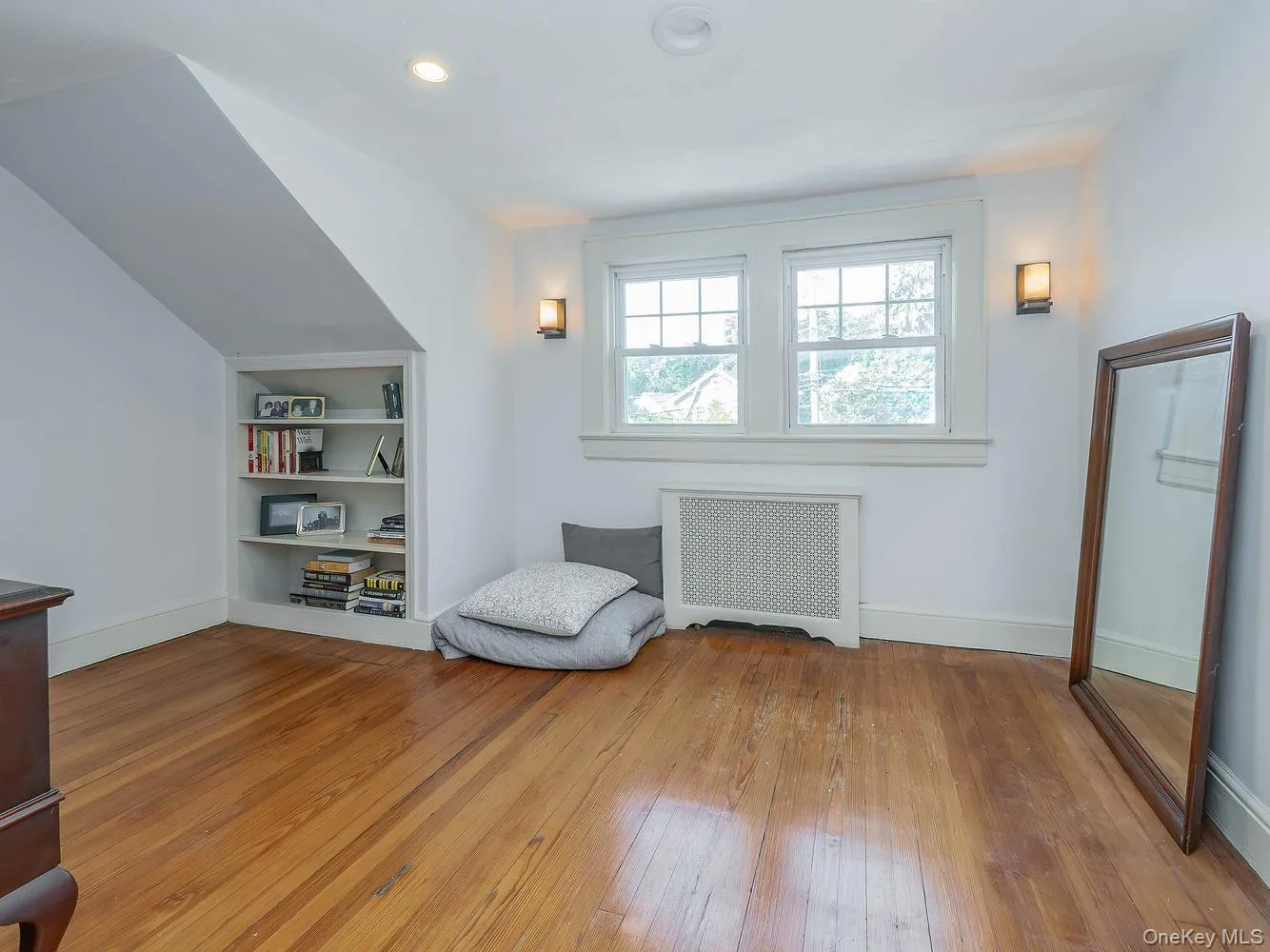 57 Irma Avenue, North Hempstead, NY, 2 Bedrooms Bedrooms, 6 Rooms Rooms,1 BathroomBathrooms,Residential,For Rent,Irma,0,1043563 57 Irma Avenue, North Hempstead, NY, 2 Bedrooms Bedrooms, 6 Rooms Rooms,1 BathroomBathrooms,Residential,For Rent,Irma,0,1043563