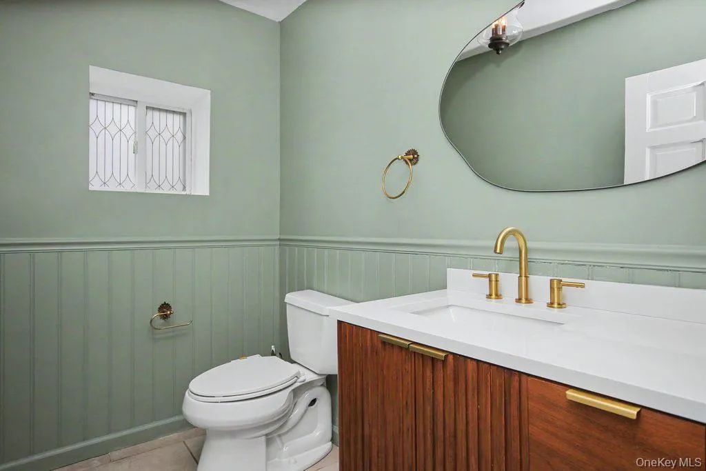 Nicely updated 1st Level Bathroom Nicely updated 1st Level Bathroom