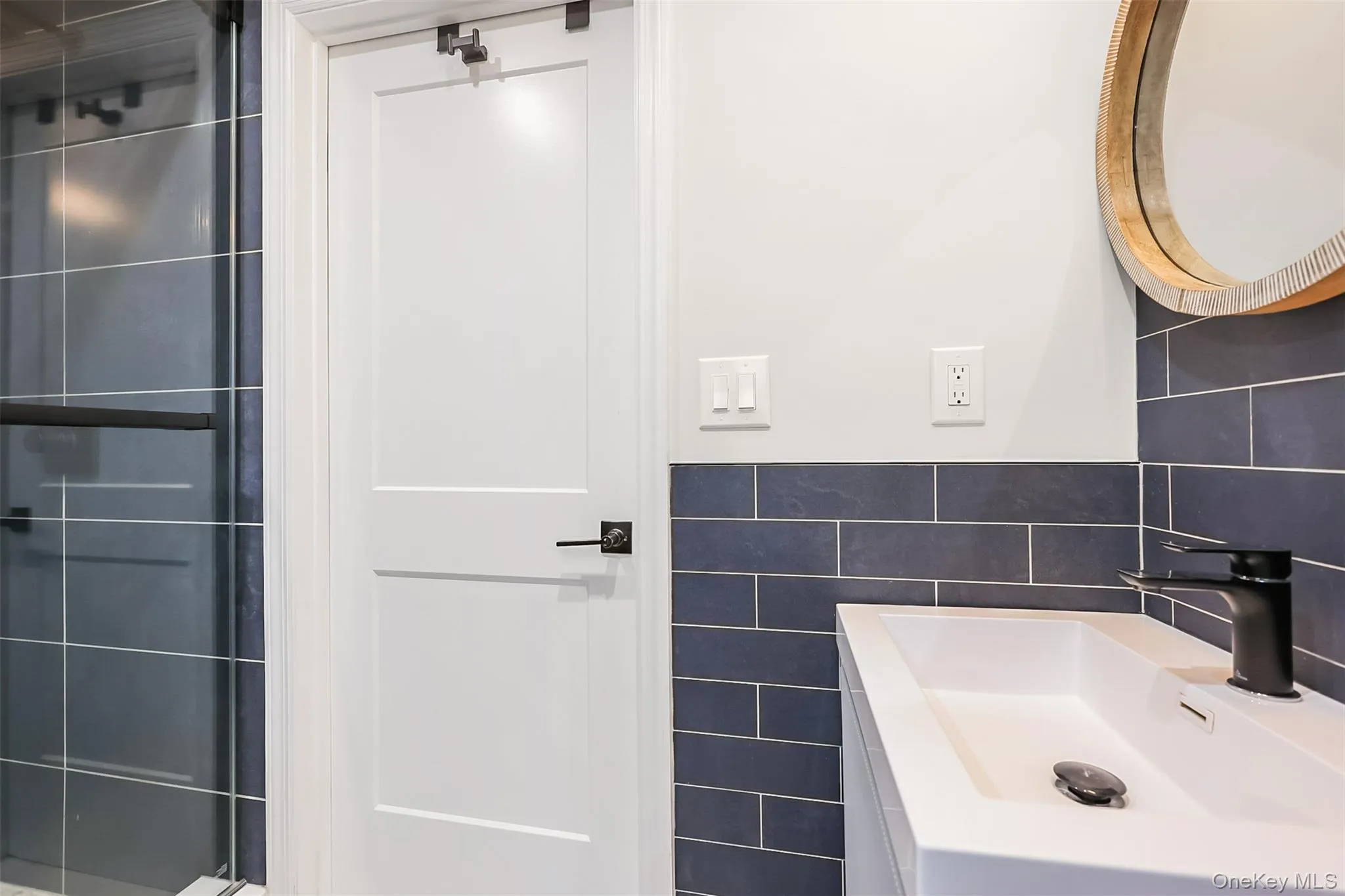 2-11 147th Street, New York, NY, 3 Bedrooms Bedrooms, 7 Rooms Rooms,3 BathroomsBathrooms,Residential,For Rent,147th,0,1043573 2-11 147th Street, New York, NY, 3 Bedrooms Bedrooms, 7 Rooms Rooms,3 BathroomsBathrooms,Residential,For Rent,147th,0,1043573