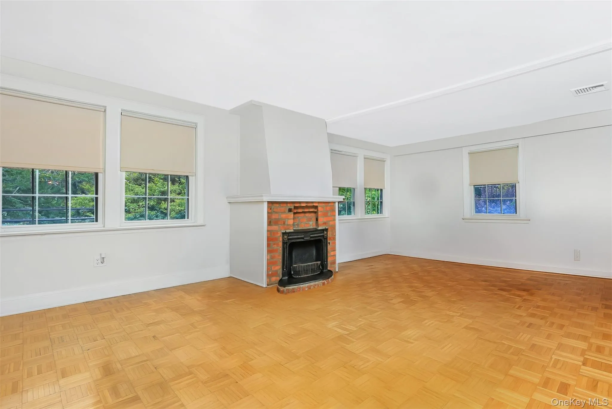 2-11 147th Street, New York, NY, 3 Bedrooms Bedrooms, 7 Rooms Rooms,3 BathroomsBathrooms,Residential,For Rent,147th,0,1043573 2-11 147th Street, New York, NY, 3 Bedrooms Bedrooms, 7 Rooms Rooms,3 BathroomsBathrooms,Residential,For Rent,147th,0,1043573