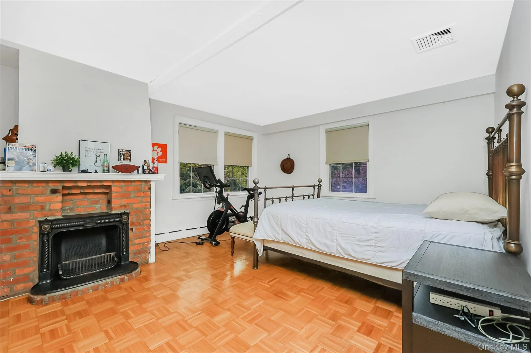 2-11 147th Street, New York, NY, 3 Bedrooms Bedrooms, 7 Rooms Rooms,3 BathroomsBathrooms,Residential,For Rent,147th,0,1043573 2-11 147th Street, New York, NY, 3 Bedrooms Bedrooms, 7 Rooms Rooms,3 BathroomsBathrooms,Residential,For Rent,147th,0,1043573