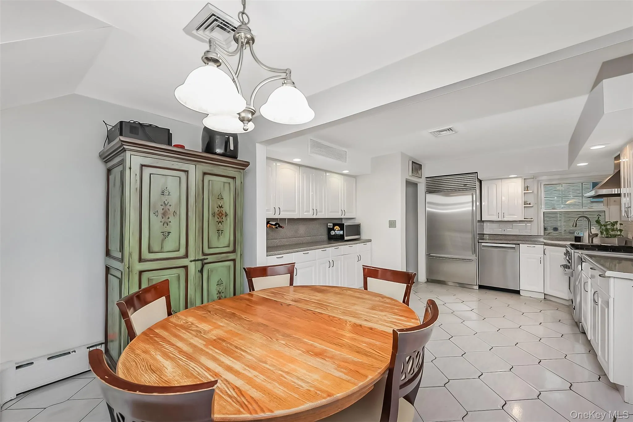 2-11 147th Street, New York, NY, 3 Bedrooms Bedrooms, 7 Rooms Rooms,3 BathroomsBathrooms,Residential,For Rent,147th,0,1043573 2-11 147th Street, New York, NY, 3 Bedrooms Bedrooms, 7 Rooms Rooms,3 BathroomsBathrooms,Residential,For Rent,147th,0,1043573