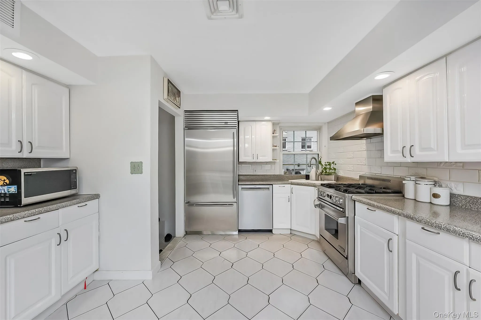 2-11 147th Street, New York, NY, 3 Bedrooms Bedrooms, 7 Rooms Rooms,3 BathroomsBathrooms,Residential,For Rent,147th,0,1043573 2-11 147th Street, New York, NY, 3 Bedrooms Bedrooms, 7 Rooms Rooms,3 BathroomsBathrooms,Residential,For Rent,147th,0,1043573