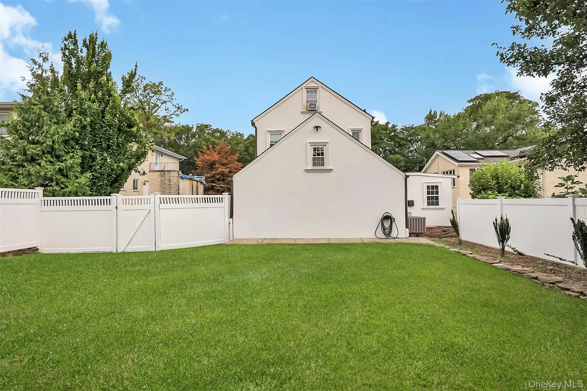 2-11 147th Street, New York, NY, 3 Bedrooms Bedrooms, 7 Rooms Rooms,3 BathroomsBathrooms,Residential,For Rent,147th,0,1043573 2-11 147th Street, New York, NY, 3 Bedrooms Bedrooms, 7 Rooms Rooms,3 BathroomsBathrooms,Residential,For Rent,147th,0,1043573