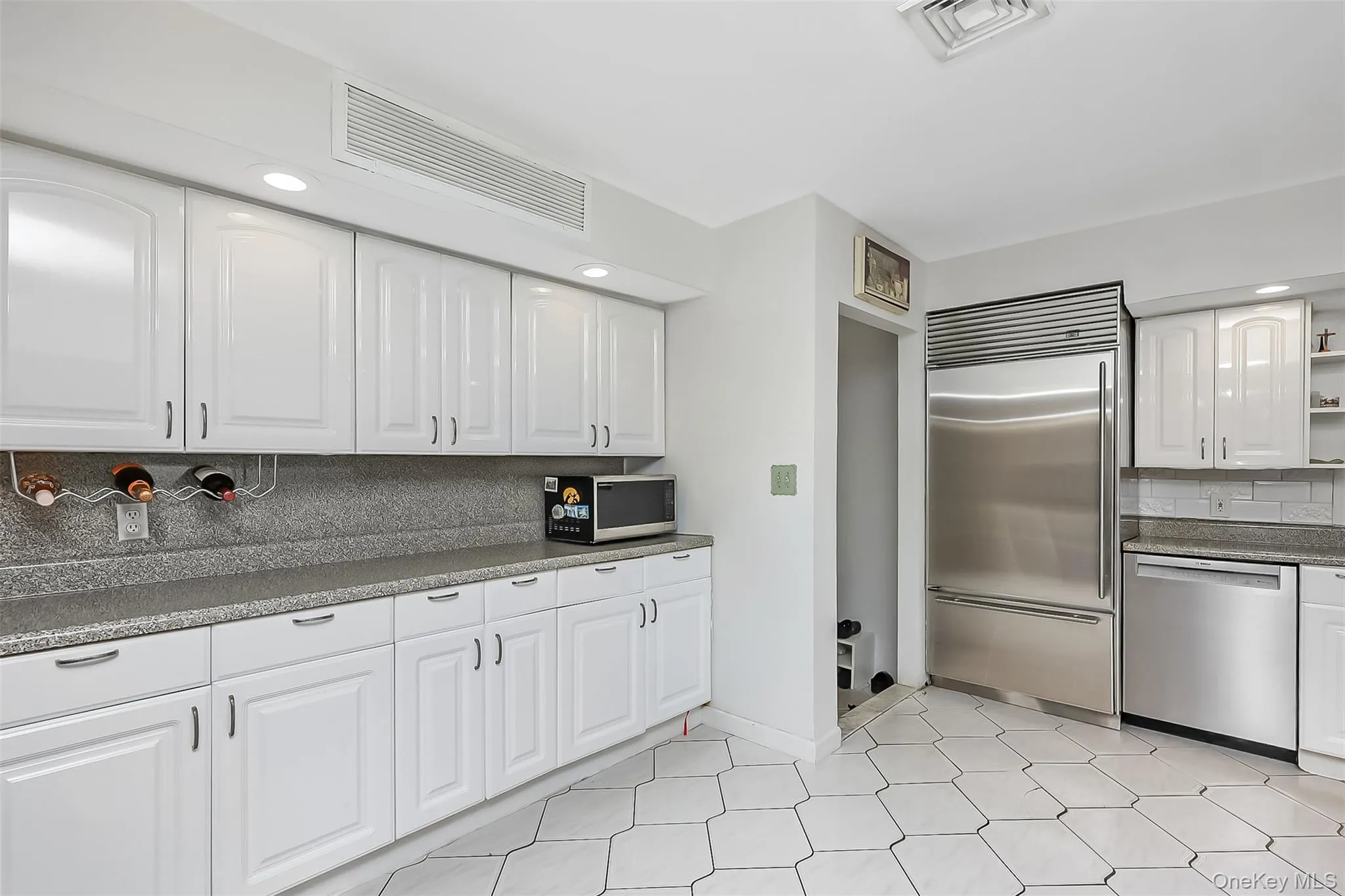 2-11 147th Street, New York, NY, 3 Bedrooms Bedrooms, 7 Rooms Rooms,3 BathroomsBathrooms,Residential,For Rent,147th,0,1043573 2-11 147th Street, New York, NY, 3 Bedrooms Bedrooms, 7 Rooms Rooms,3 BathroomsBathrooms,Residential,For Rent,147th,0,1043573