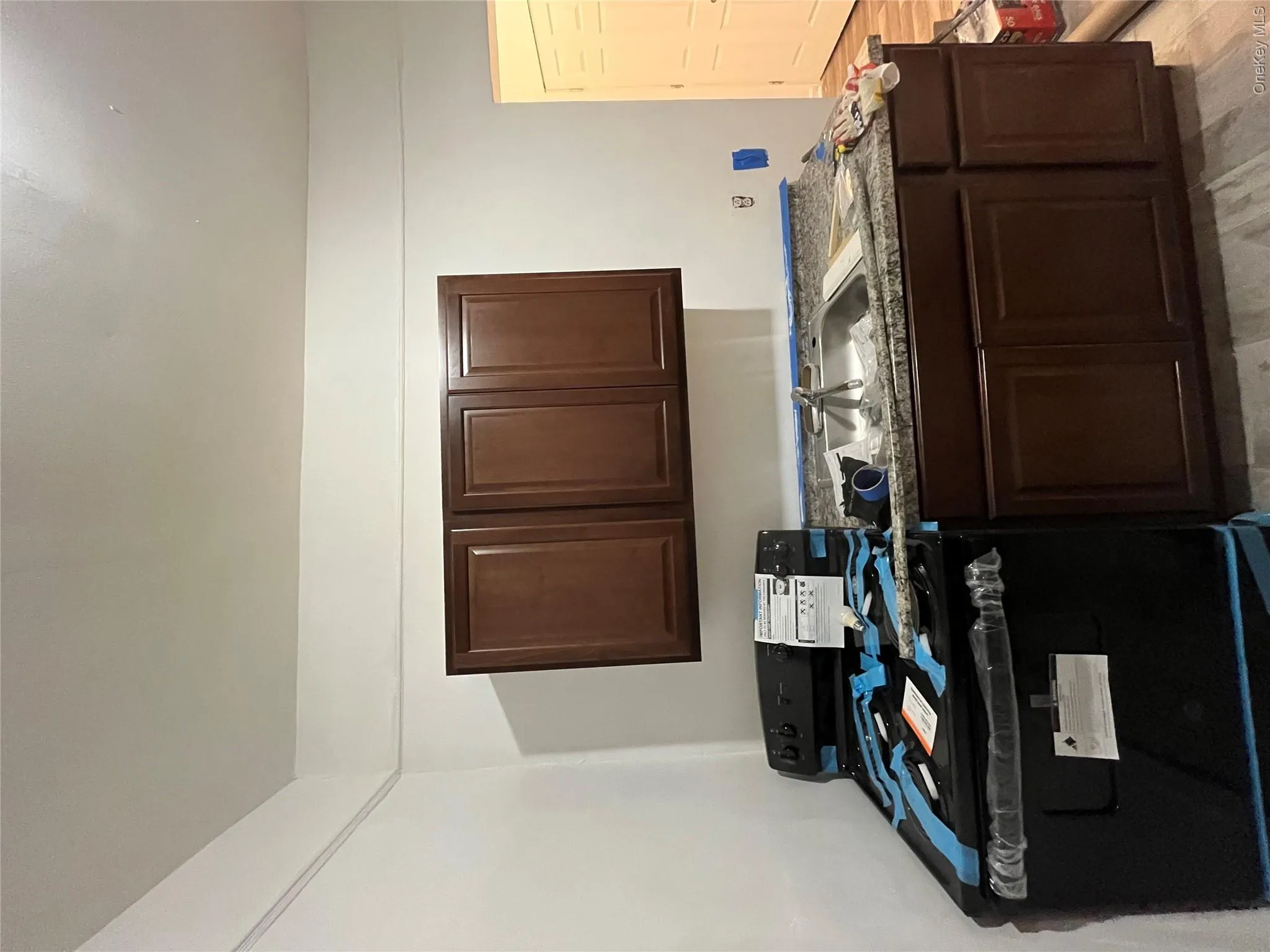1011 Hemlock Street, New York, NY, 5 Bedrooms Bedrooms, 10 Rooms Rooms,3 BathroomsBathrooms,Residential,For Rent,Hemlock,0,1043574 1011 Hemlock Street, New York, NY, 5 Bedrooms Bedrooms, 10 Rooms Rooms,3 BathroomsBathrooms,Residential,For Rent,Hemlock,0,1043574