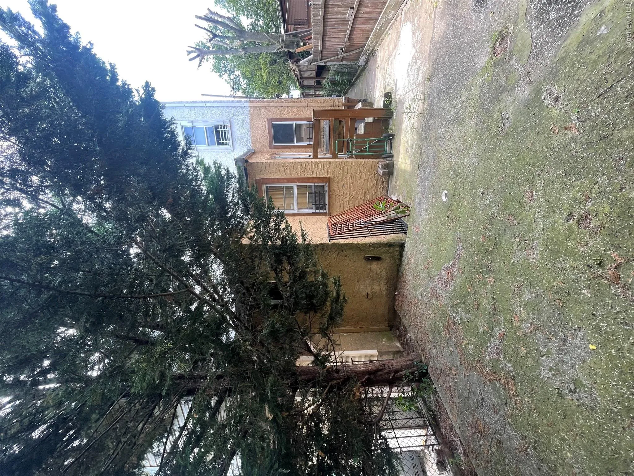 1011 Hemlock Street, New York, NY, 5 Bedrooms Bedrooms, 10 Rooms Rooms,3 BathroomsBathrooms,Residential,For Rent,Hemlock,0,1043574 1011 Hemlock Street, New York, NY, 5 Bedrooms Bedrooms, 10 Rooms Rooms,3 BathroomsBathrooms,Residential,For Rent,Hemlock,0,1043574