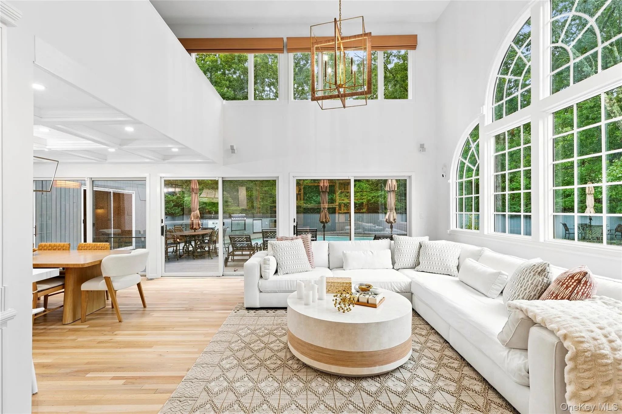 Wide open to the dining area and the great outdoors Wide open to the dining area and the great outdoors