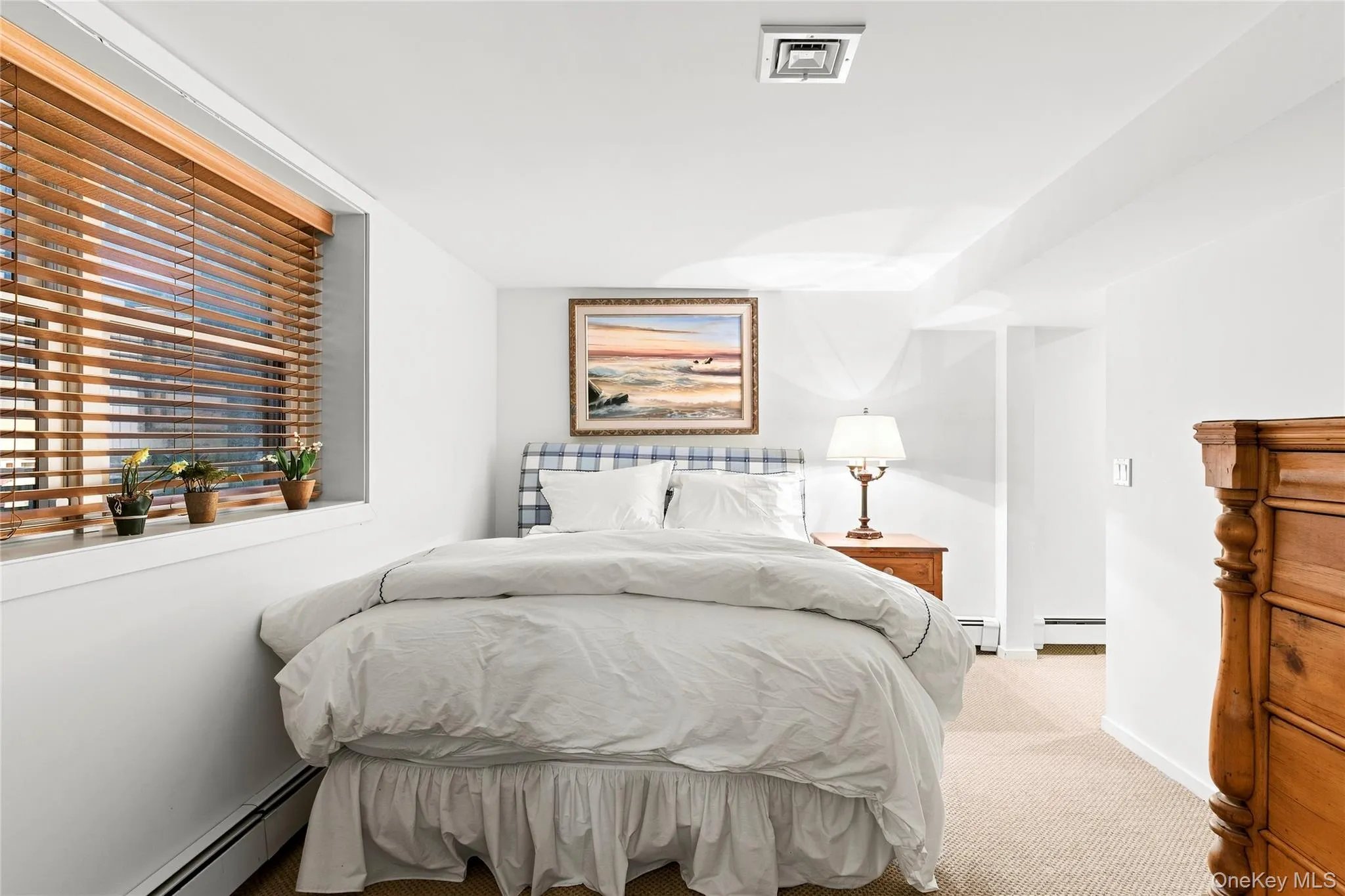 #4 Bedroom with egress windows #4 Bedroom with egress windows
