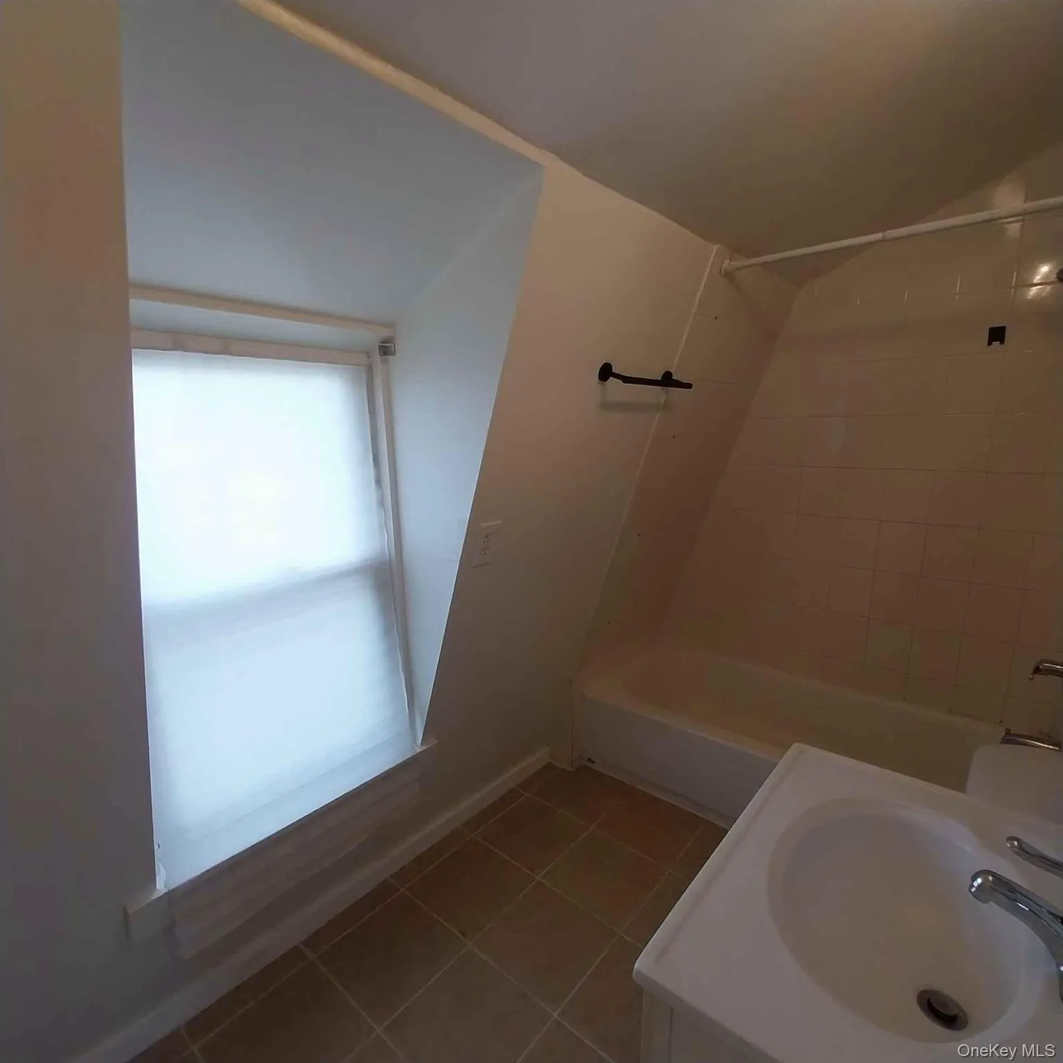 429 Guy Lombardo Avenue, Hempstead, NY, 2 Bedrooms Bedrooms, 6 Rooms Rooms,1 BathroomBathrooms,Residential Lease,For Rent,Guy Lombardo,0,1043581 429 Guy Lombardo Avenue, Hempstead, NY, 2 Bedrooms Bedrooms, 6 Rooms Rooms,1 BathroomBathrooms,Residential Lease,For Rent,Guy Lombardo,0,1043581