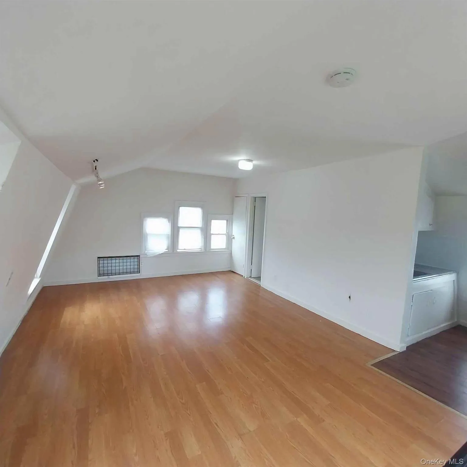 429 Guy Lombardo Avenue, Hempstead, NY, 2 Bedrooms Bedrooms, 6 Rooms Rooms,1 BathroomBathrooms,Residential Lease,For Rent,Guy Lombardo,0,1043581 429 Guy Lombardo Avenue, Hempstead, NY, 2 Bedrooms Bedrooms, 6 Rooms Rooms,1 BathroomBathrooms,Residential Lease,For Rent,Guy Lombardo,0,1043581