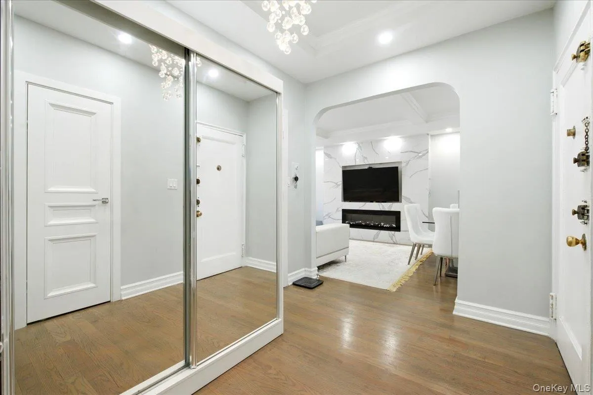 67-66 108th Street, New York, NY, 1 Bedroom Bedrooms, 4 Rooms Rooms,1 BathroomBathrooms,Residential,For Rent,108th,0,1043582 67-66 108th Street, New York, NY, 1 Bedroom Bedrooms, 4 Rooms Rooms,1 BathroomBathrooms,Residential,For Rent,108th,0,1043582