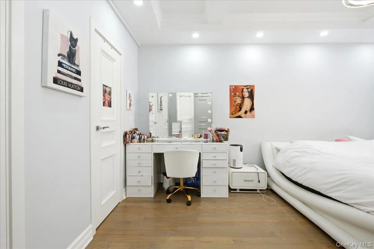 67-66 108th Street, New York, NY, 1 Bedroom Bedrooms, 4 Rooms Rooms,1 BathroomBathrooms,Residential,For Rent,108th,0,1043582 67-66 108th Street, New York, NY, 1 Bedroom Bedrooms, 4 Rooms Rooms,1 BathroomBathrooms,Residential,For Rent,108th,0,1043582