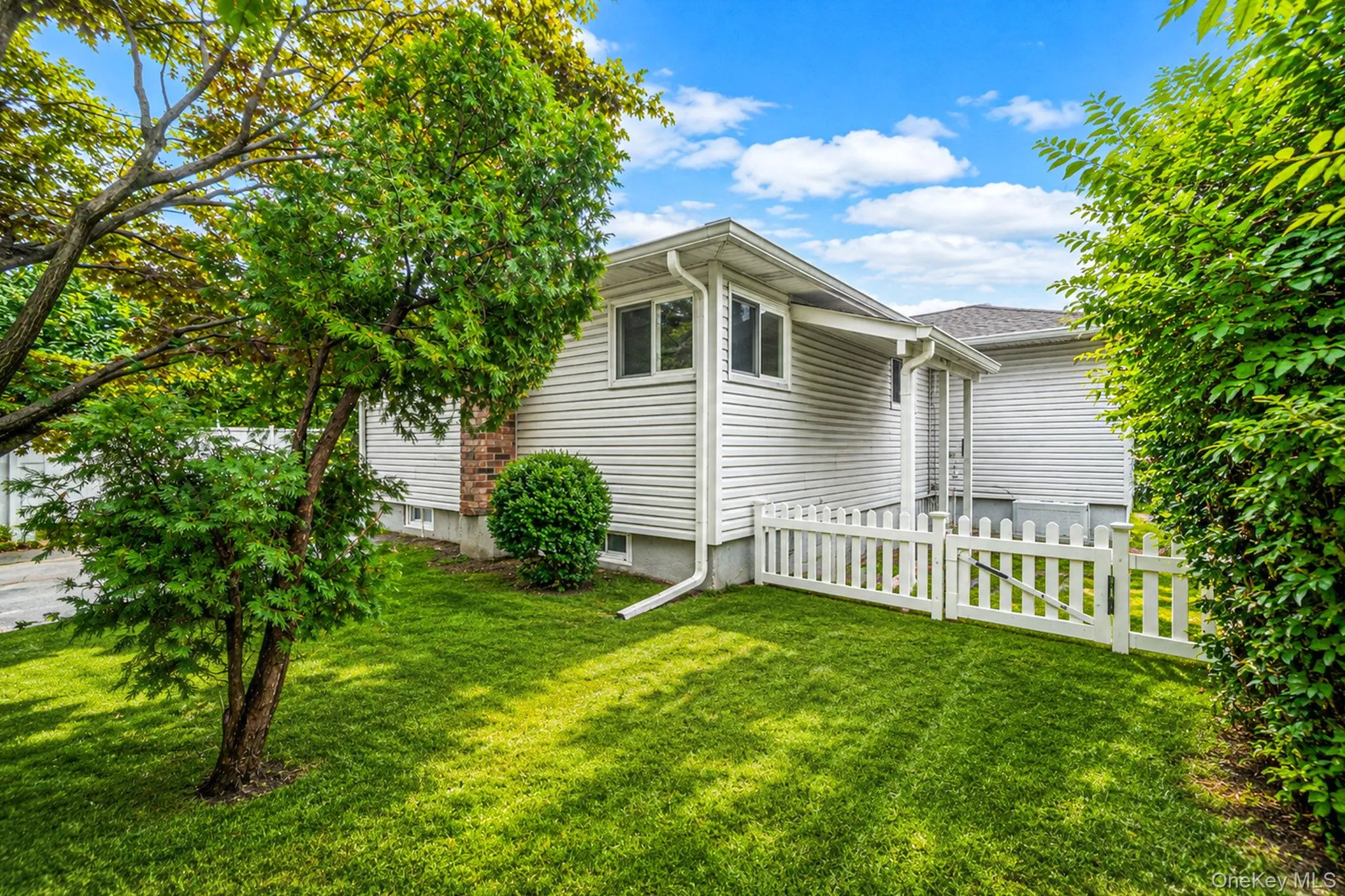 21 Pearsall Place, Babylon, NY, 3 Bedrooms Bedrooms, 6 Rooms Rooms,2 BathroomsBathrooms,Residential,For Rent,Pearsall,0,1043589 21 Pearsall Place, Babylon, NY, 3 Bedrooms Bedrooms, 6 Rooms Rooms,2 BathroomsBathrooms,Residential,For Rent,Pearsall,0,1043589